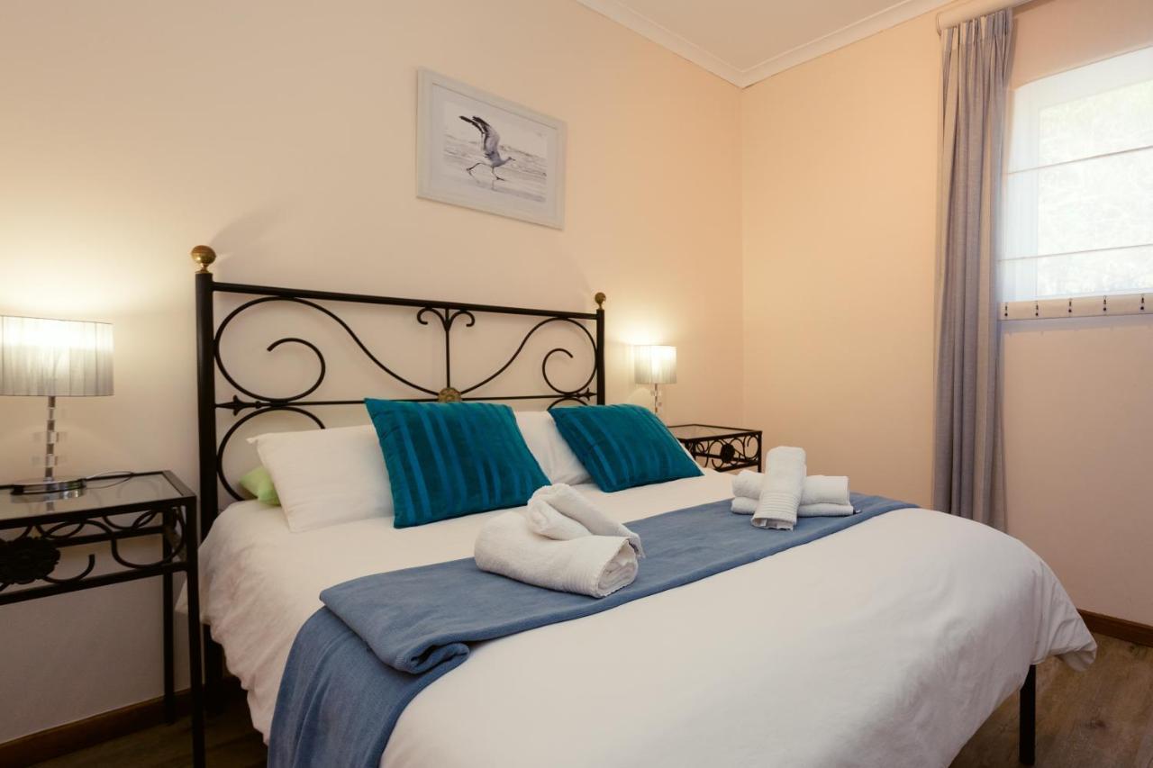 49 On Cliff Hotel Gansbaai Exterior foto