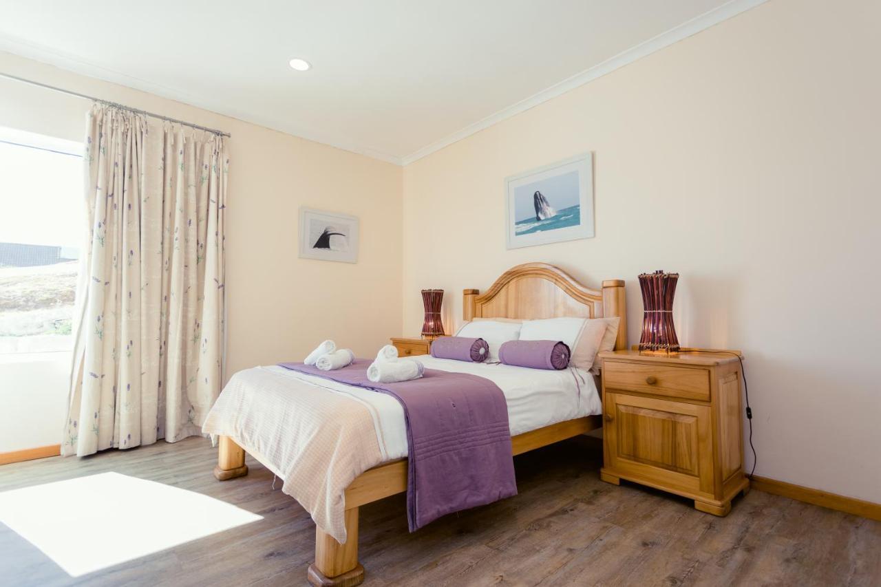 49 On Cliff Hotel Gansbaai Exterior foto